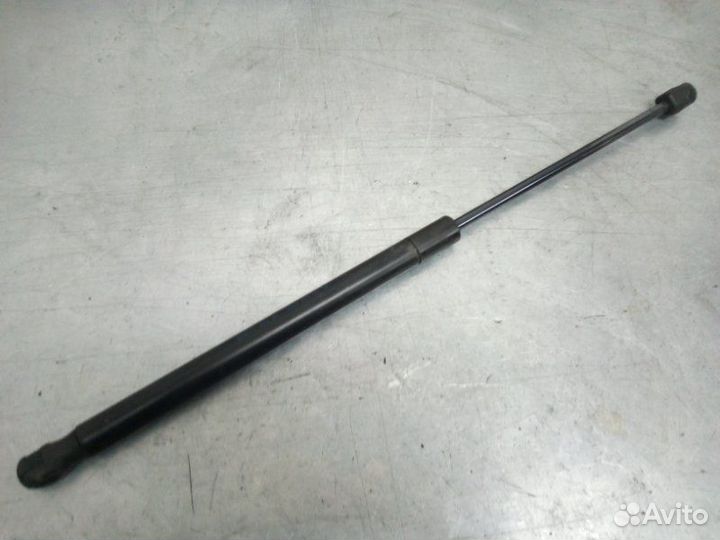 Амортизатор багажника Ford Focus 2 хэтчбек 1