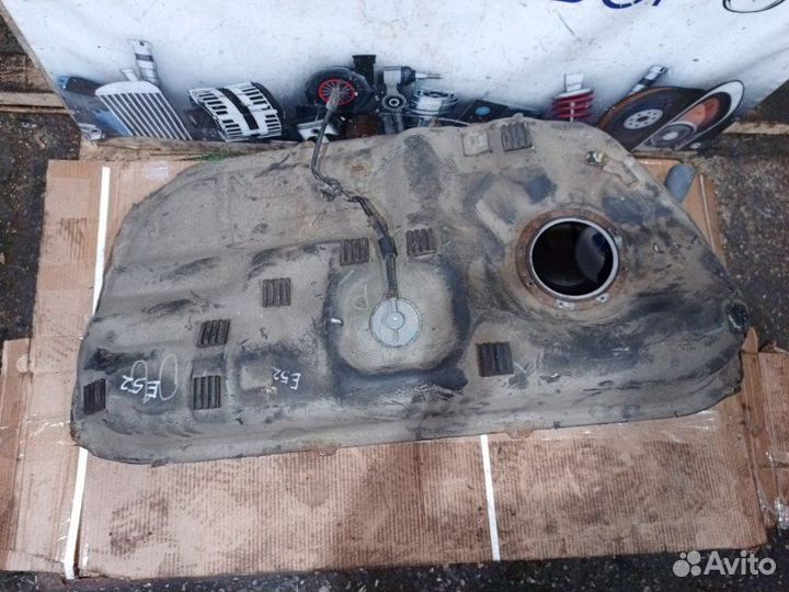 Топливный бак Kia Sportage 3 SUV 2.0 D4HA 2012