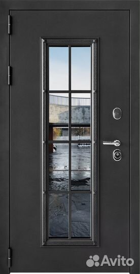 Дверь входная со стеклопакетом