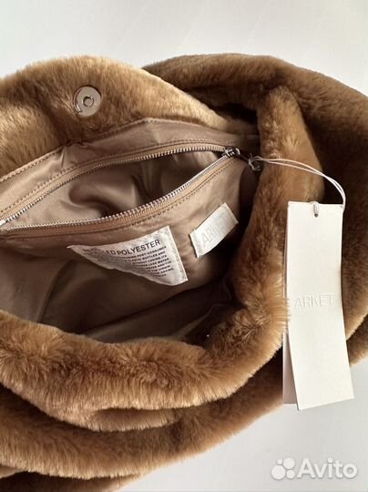Новая пушистая сумка Arket