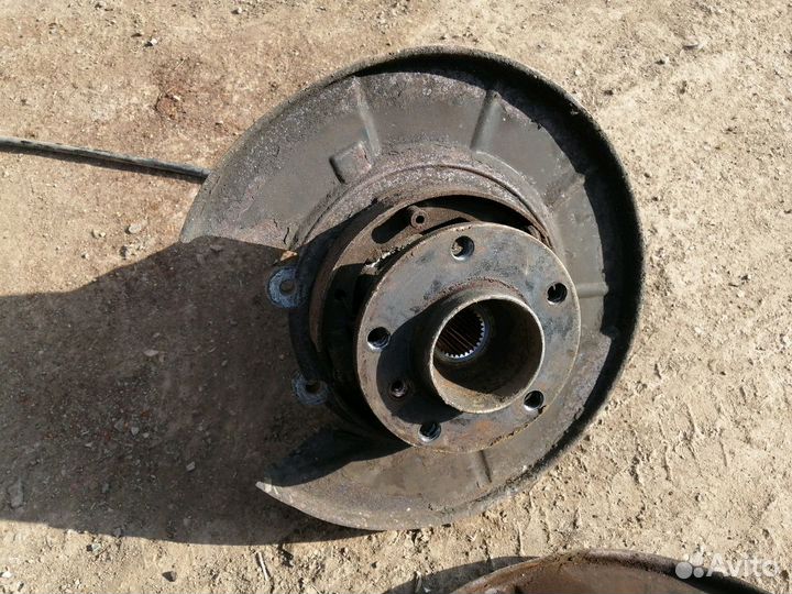 Цапфа, поворотный кулак задний BMW E53/X5 3.0l