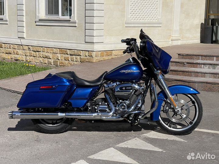 Harley Davidson Street Glide Стрит Глайд 2017