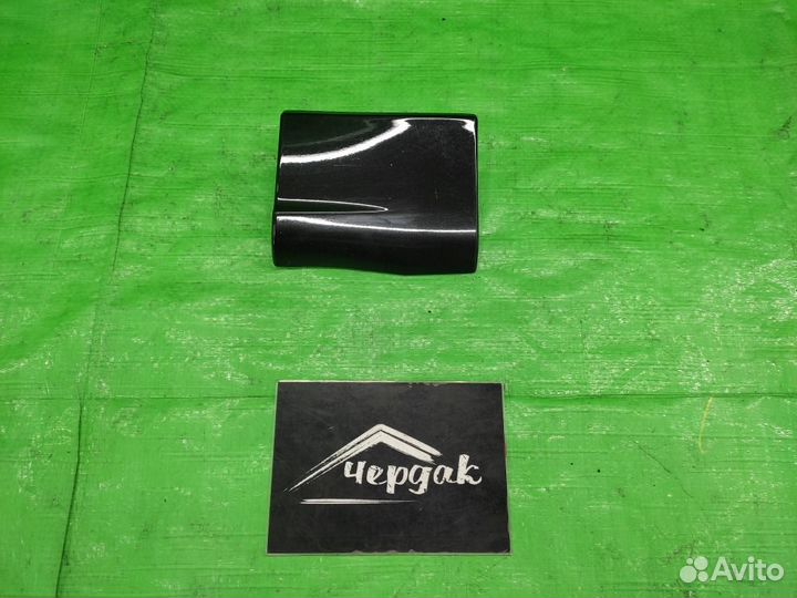 Накладка на крыло прав. перед. Audi Q5