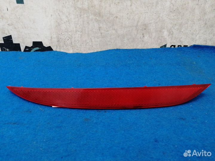 Катафот заднего бампера правый 92406-A7000 Kia