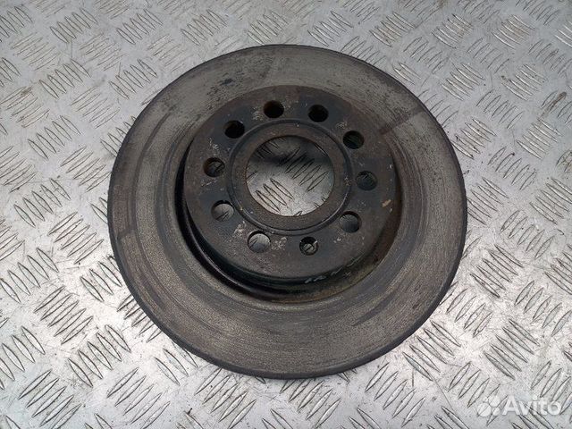 Диск тормозной передний правый Skoda Octavia A5