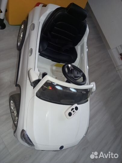 Детский электромобиль двухместный бу