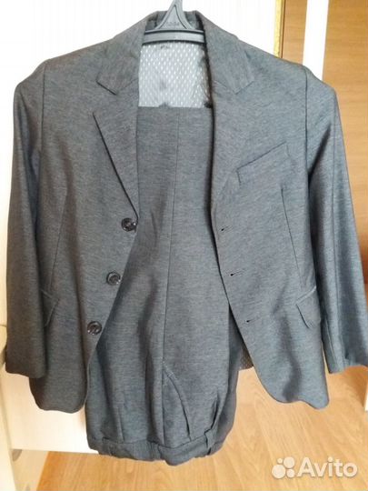 Школьный костюм