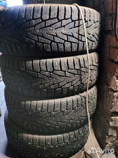 Nokian Tyres Hakkapeliitta 7 SUV 235/60 R18