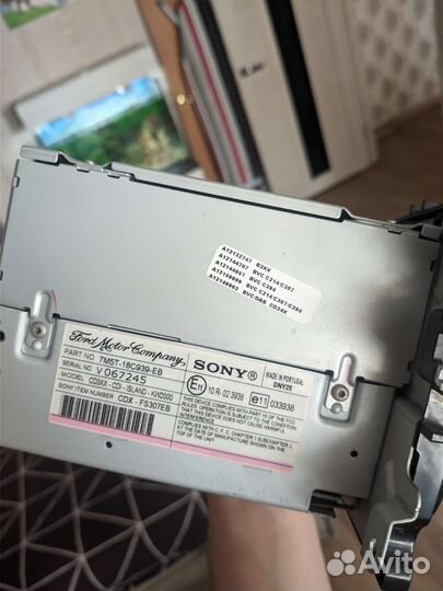 Штатное головное устройство sony на ford focus 2