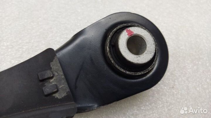 Рычаг поперечный задний правый Hyundai Tucson NX4