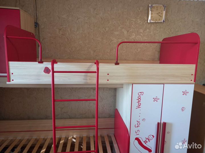 Кровать двухьярусная детская б/у