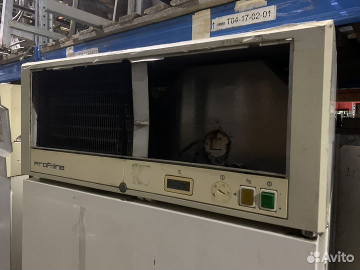 Шкаф холодильный Liebherr utb5520