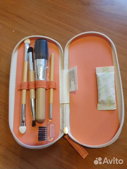 Набор кистей для макияжа