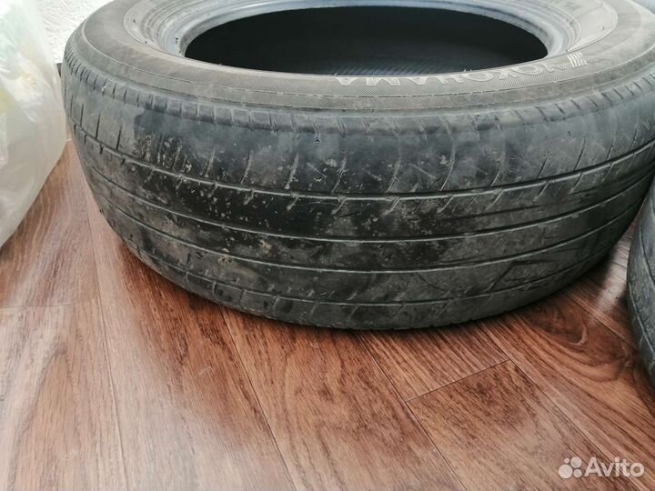 Yokohama E70B 215/60 R16