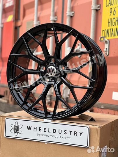 Кованые диски R21 для Volkswagen Touareg; Tiguan