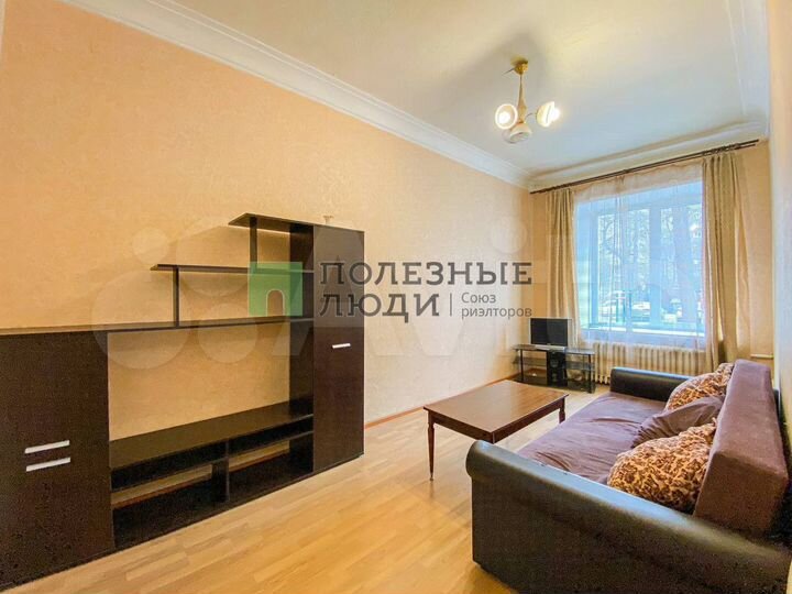 2-к. квартира, 55 м², 1/5 эт.
