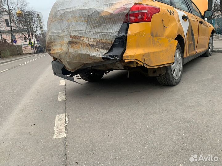 Ford Focus 1.6 МТ, 2016, битый, 295 000 км