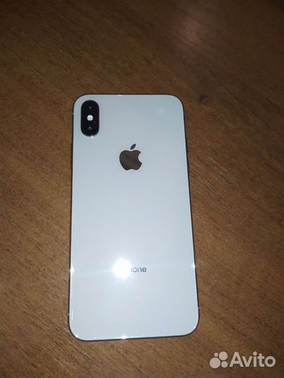 iPhone X, 64 ГБ