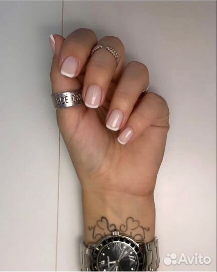 Маникюр с покрытием гель-лаком