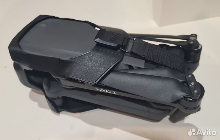 DJI Mavic 3
