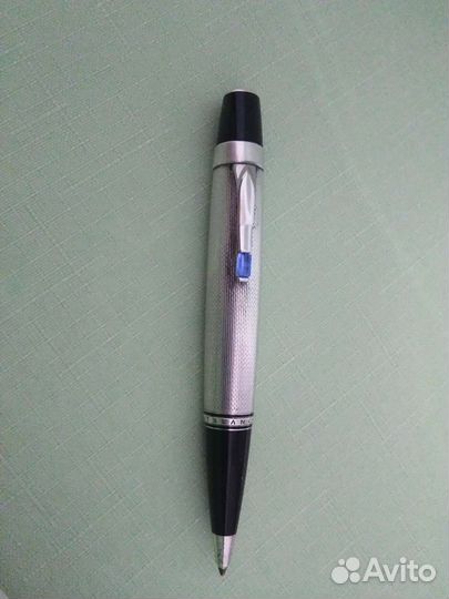 Шариковая ручка montblanc. Серебро. Топаз