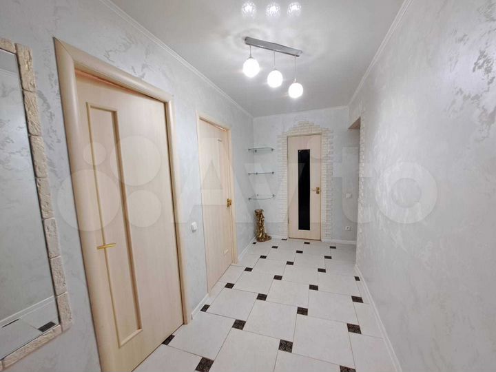 2-к. квартира, 50 м², 1/5 эт.