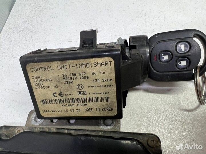 Блок управления двигателем Chevrolet Lacetti F14D3