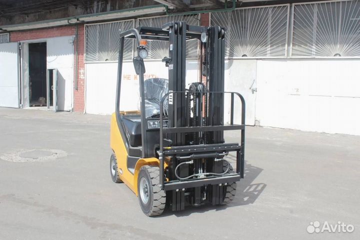 Вилочный погрузчик UN Forklifts FD18, 2023