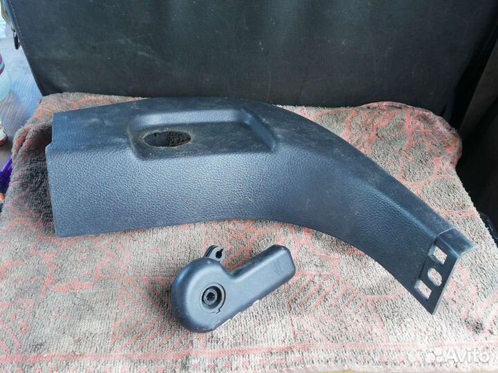 Рычаг капота Форд Фокус 3