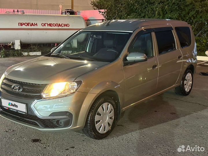 LADA Largus 1.6 МТ, 2021, 65 000 км