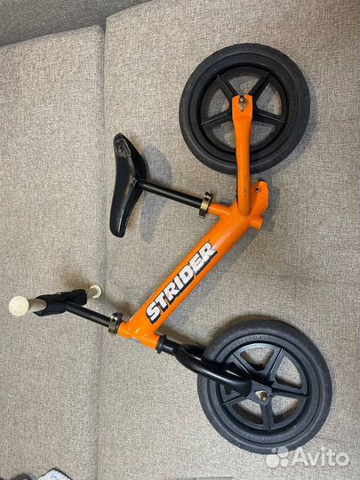 Беговел strider легкий, маневренный