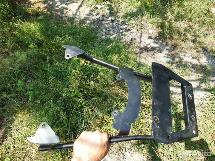 Крепеж для площадки на на Kawasaki er6 n, er650n