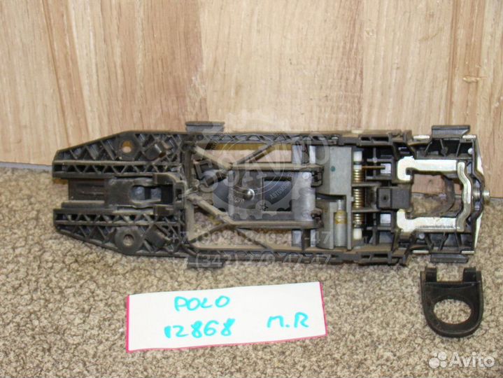 Ручка двери передней правая VW Polo Sedan