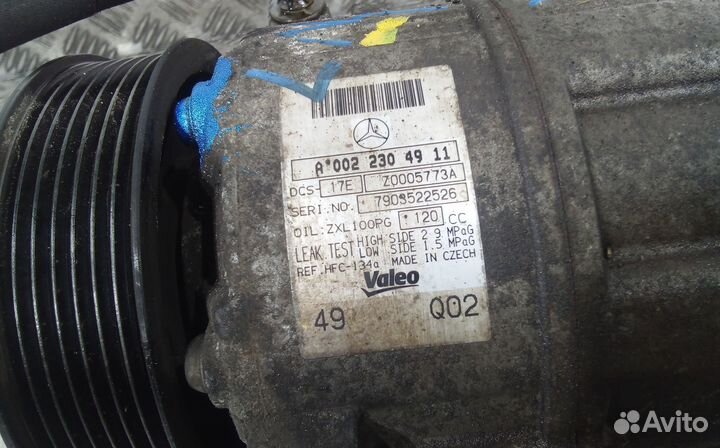 Компрессор системы кондиционирования Mercedes-Benz