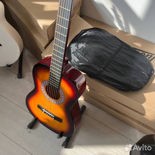 Гитара классическая 3/4 + чехол