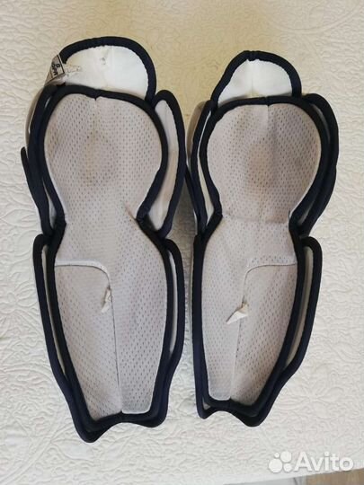 Щитки хоккейные jofa