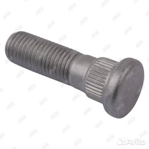 Шпилька ступицы