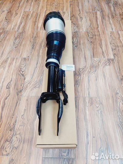 Пневмостойка Mercedes-Benz GL-class X166 новая