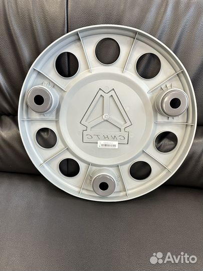 Колпак sitrak переднего колеса