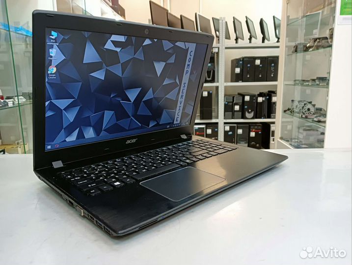 Ноутбук Acer i3 6006U 8gb HDD 500gb 940mx 2gb