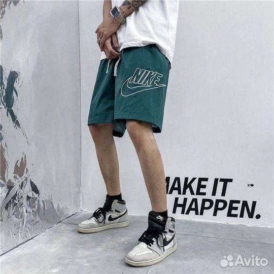 Шорты Nike изумруд