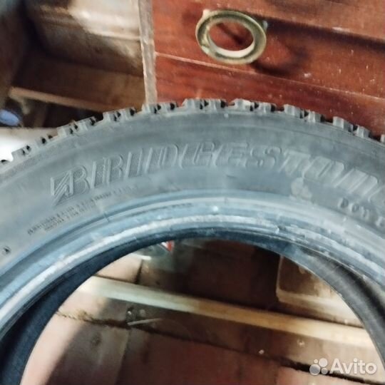 Bridgestone Blizzak WS-50 205/55 R16