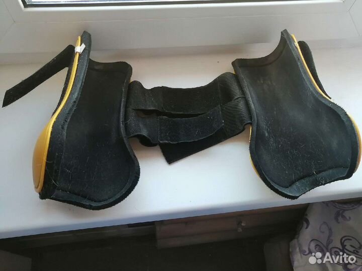 Амуниция для лошади