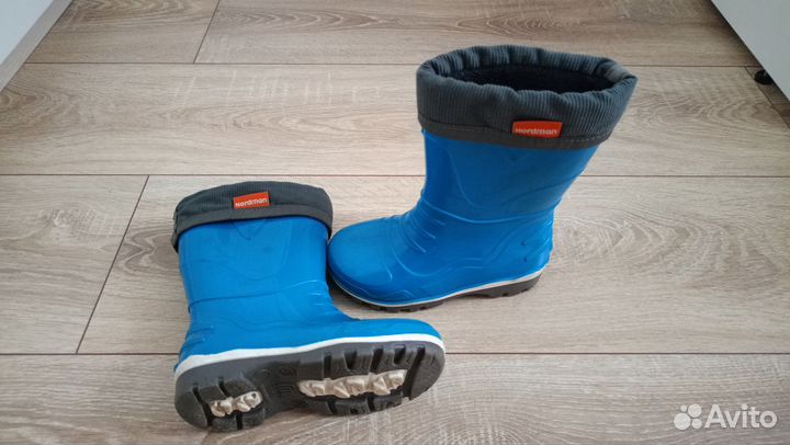 Резиновые сапоги для мальчика р. 25