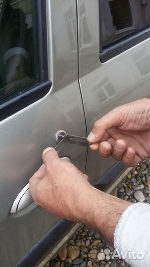 Вскрытие дверей автомобилей, квартир, гаража