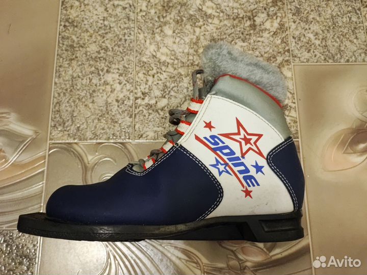 Лыжные ботинки 34 размер