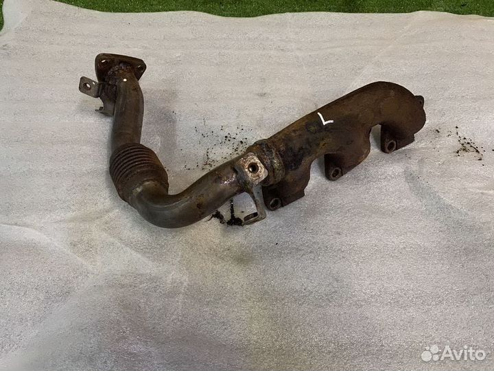 Выпускной коллектор левый dodge RAM 2013+ diesel