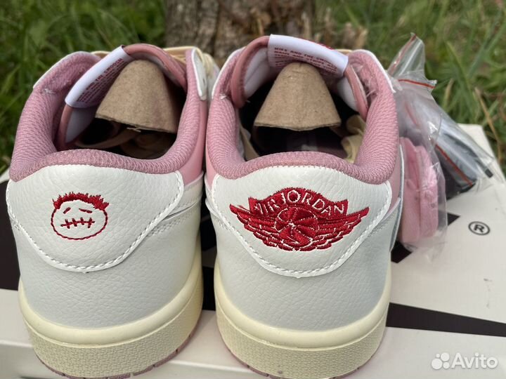 Travis Scott x Air Jordan 1 Low Shy Pink