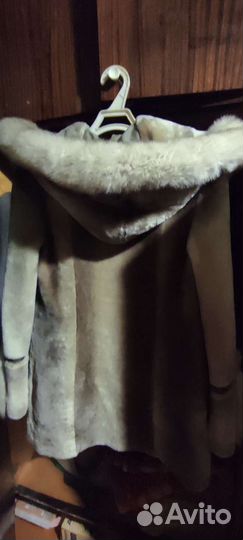 Шуба мутоновая с капюшоном 46 48 размер