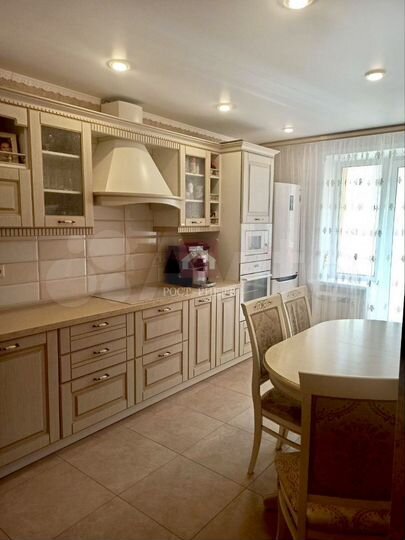 2-к. квартира, 61 м², 2/12 эт.